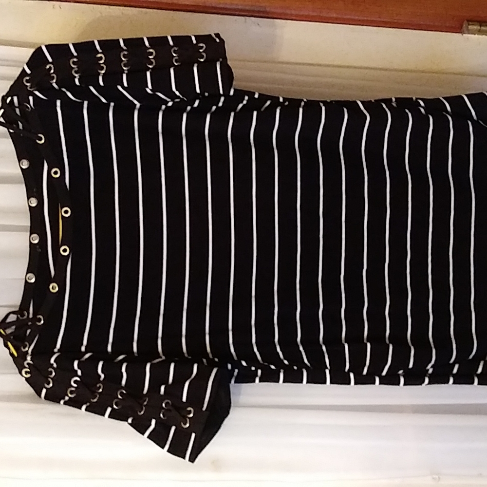 Stripe top